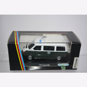 VW Caravelle Polizei, Grün metallic, M 1:43 Schabak 1060