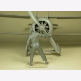 CSM-F32027 RFC Air Mechanic Spinning the Proeller Modellbau Figur 1/32